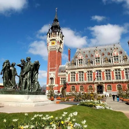 Nyaraló Agreable Maison De 100m2 Avec Son Parking Privatif Calais