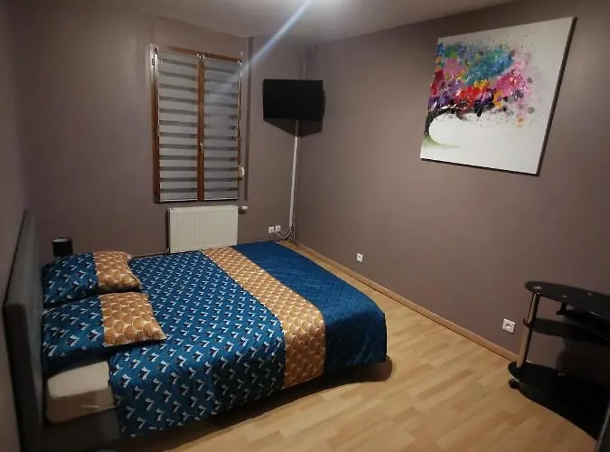 Agreable Maison De 100m2 Avec Son Parking Privatif بيت للعطل كاليه