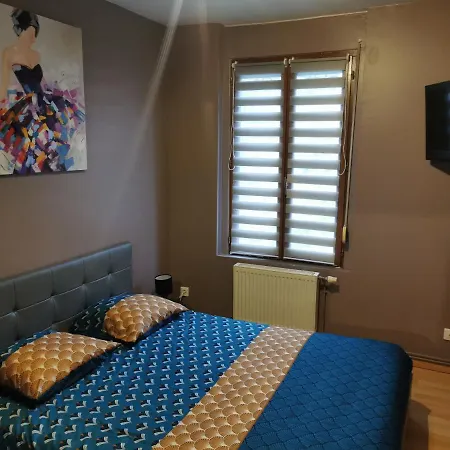 Agreable Maison De 100m2 Avec Son Parking Privatif *